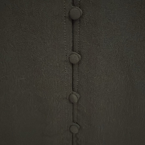 Perfect little black dress for fall/winter - Picture 3 of 5